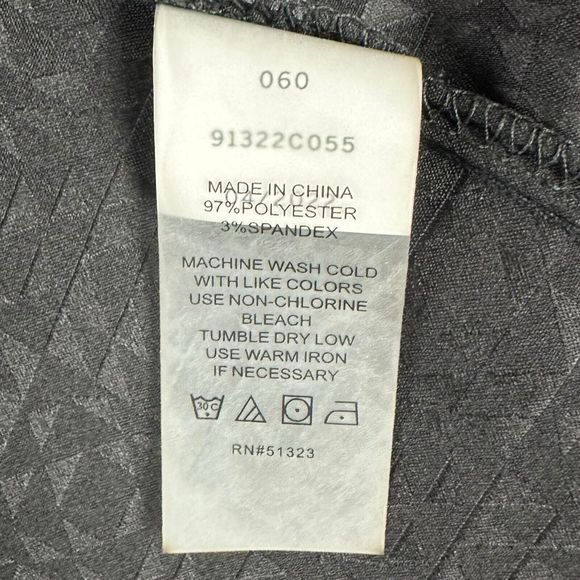 Vince Camuto Women's Sm Geometric Printed Jacquard Blouse Pheasant Sleeves EUC - Picture 5 of 7